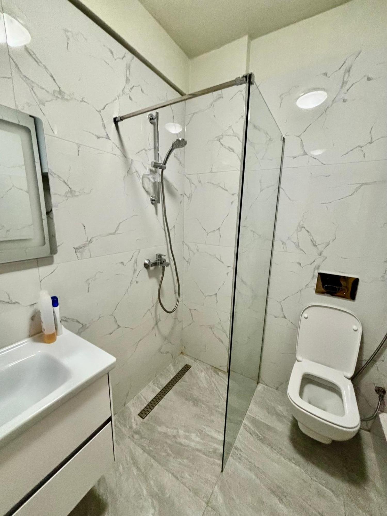 טיראנה Edi'S Apartament מראה חיצוני תמונה