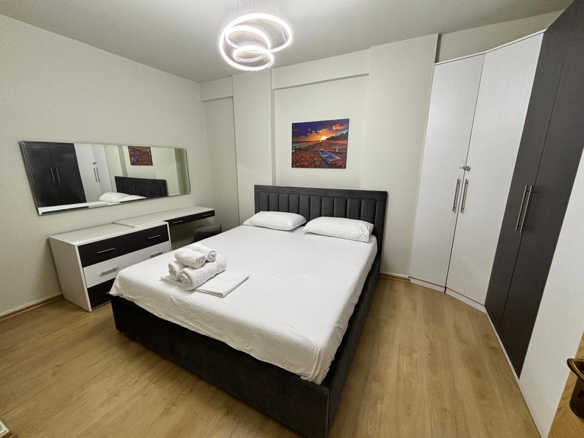 טיראנה Edi'S Apartament מראה חיצוני תמונה