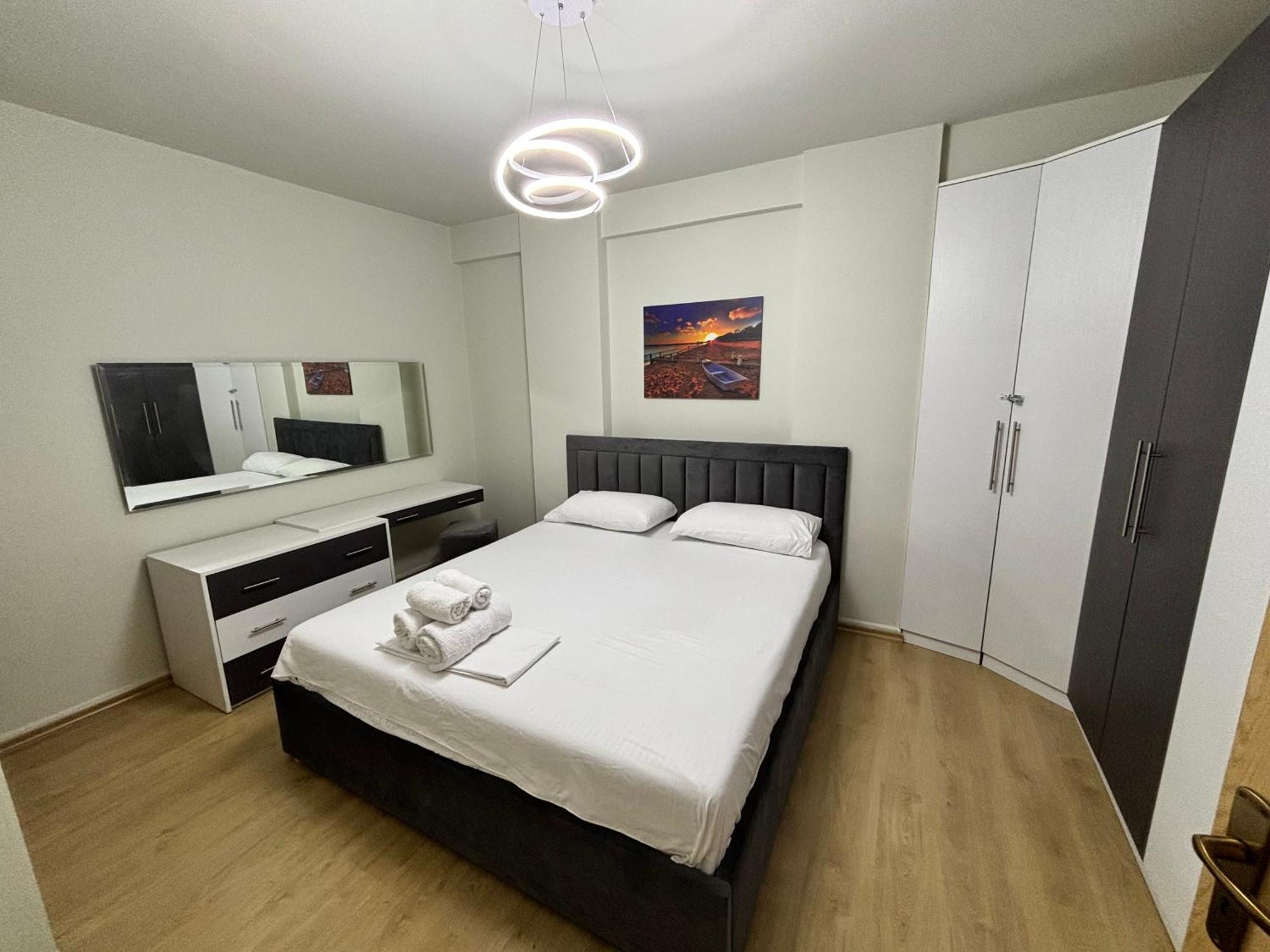 טיראנה Edi'S Apartament מראה חיצוני תמונה