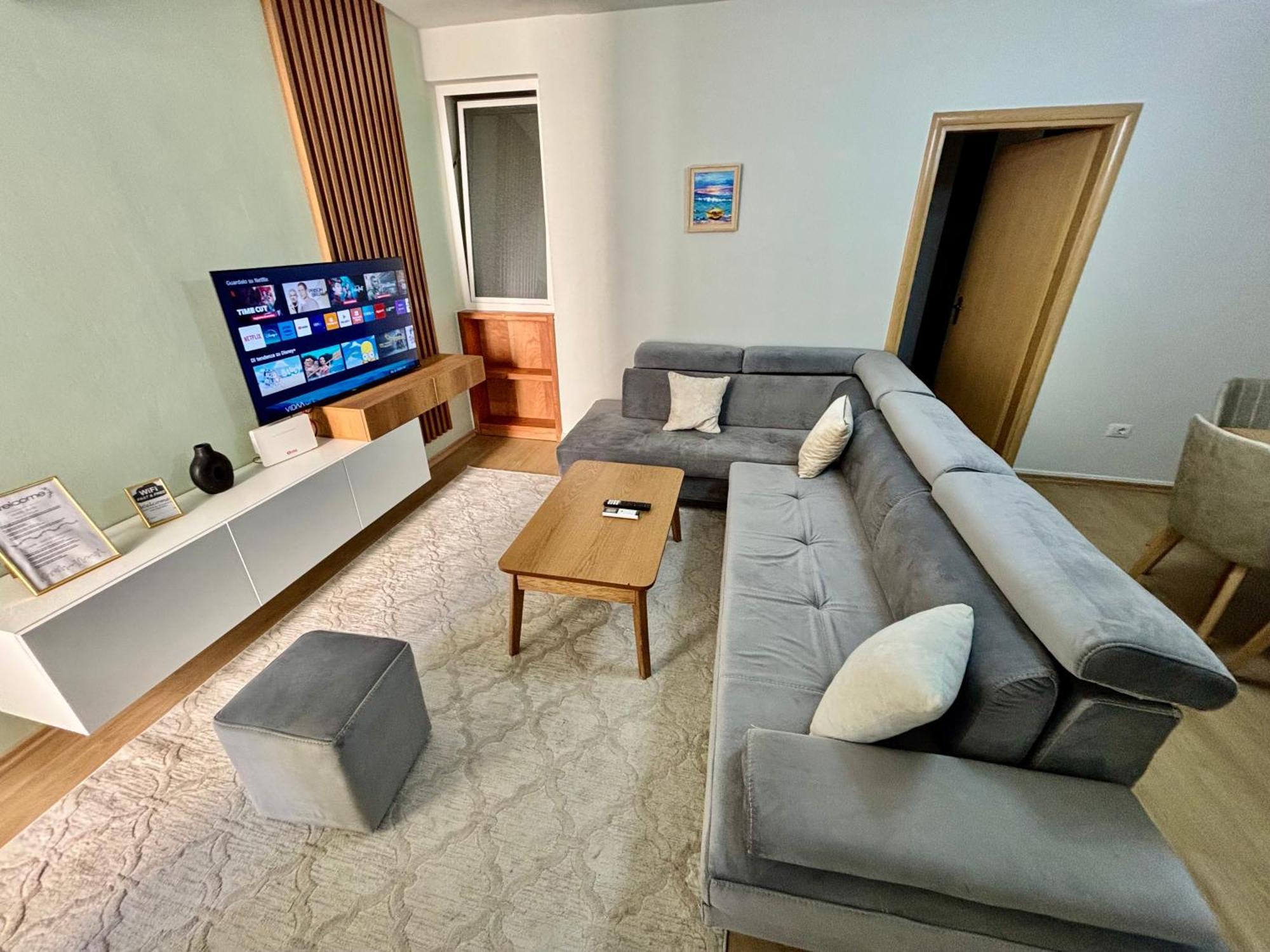 טיראנה Edi'S Apartament מראה חיצוני תמונה