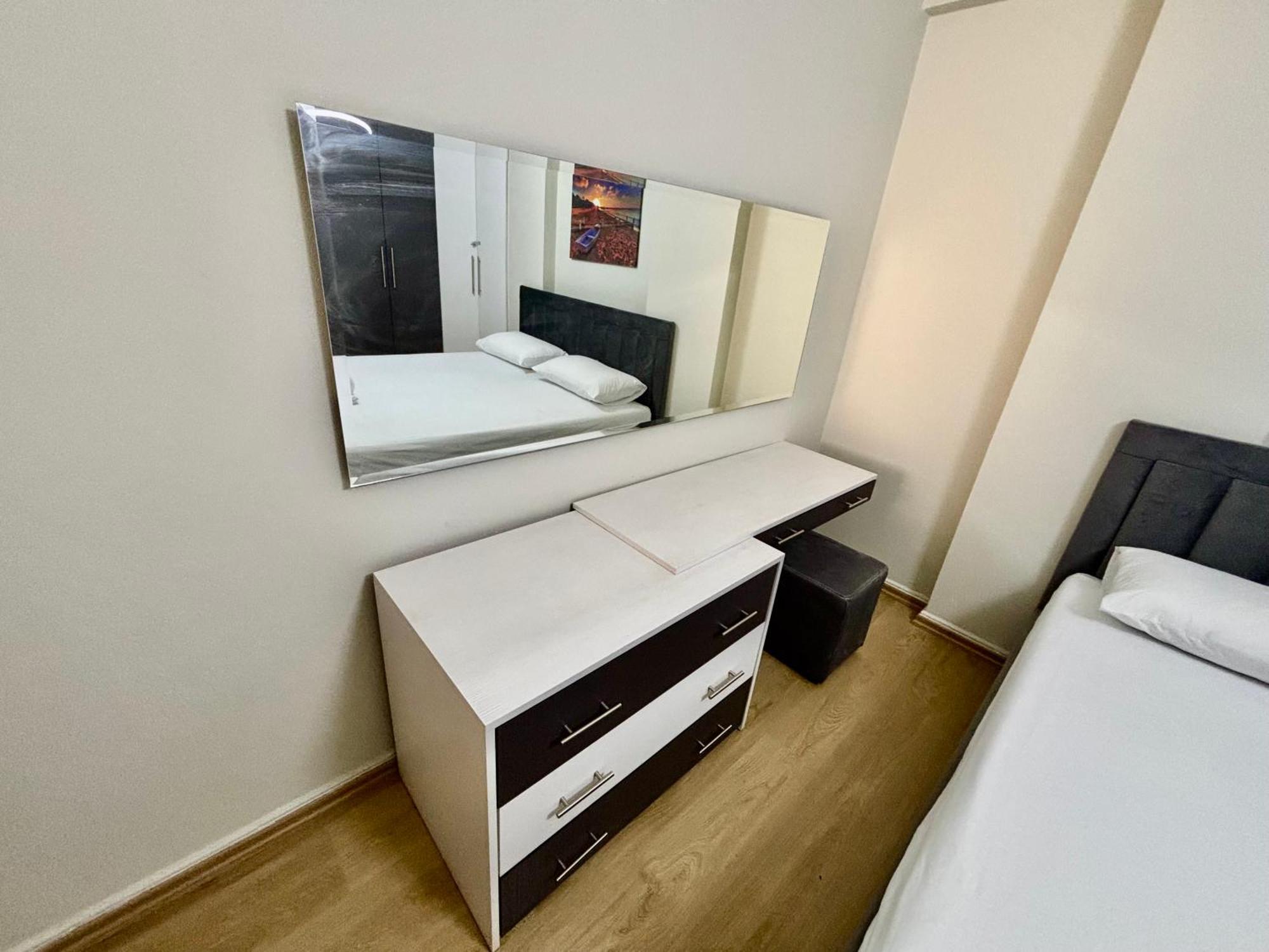 טיראנה Edi'S Apartament מראה חיצוני תמונה